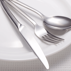 Nâng tầm trải nghiệm ẩm thực với bộ dao muỗng nĩa cao cấp