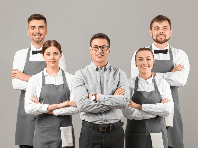 Làm thế nào để thu hút khách hàng đến nhà hàng của bạn (How to Attract Customers to Your Restaurant)