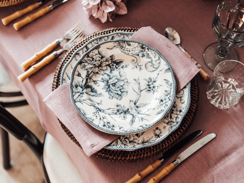 Lựa Chọn Dụng Cụ Tableware Theo Phong Cách Nhà Hàng