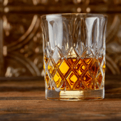 Lựa Chọn Ly pha lê uống whisky Theo Phong Cách Nhà Hàng