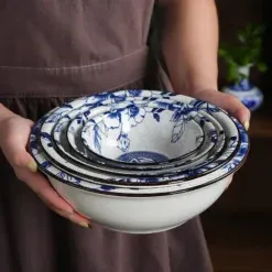 Tại Sao Lựa Chọn Bộ bát đĩa ăn cơm Bát Tràng Quan Trọng?