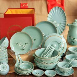 Bộ Bát Đĩa Bát Tràng Men Lam: Tinh Hoa Gốm Việt, Nét Đẹp Truyền Thống Cho Nhà Hàng Đẳng Cấp