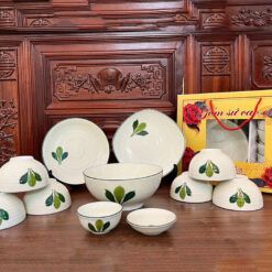 Bộ Bát Đĩa Bát Tràng Quà Tặng: Trao Gửi Tinh Hoa, Gắn Kết Thâm Tình