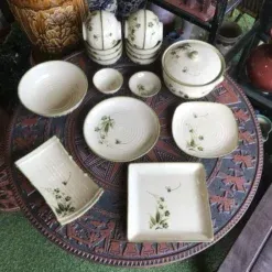 Cách Sắp Xếp Bộ bát đĩa Bát Tràng vẽ tay Hiệu Quả