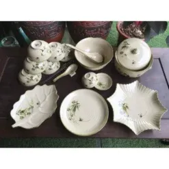 Bộ Bát Đĩa Bát Tràng Vẽ Tay: Tuyệt Tác Nghệ Thuật Nâng Tầm Trải Nghiệm Ẩm Thực Nhà Hàng