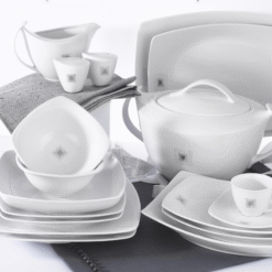 Cách Sắp Xếp Bộ Bát Đĩa Sứ Hiệu Quả