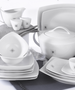 Cách Sắp Xếp Bộ Bát Đĩa Sứ Hiệu Quả