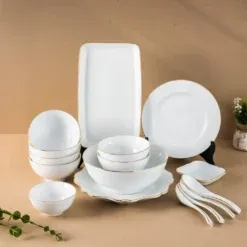 Tại Sao Lựa Chọn Bộ bát đĩa Bát Tràng tặng tân gia Quan Trọng?