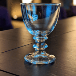 Tại Sao Lựa Chọn Ly có chân Thủy Tinh Quan Trọng?