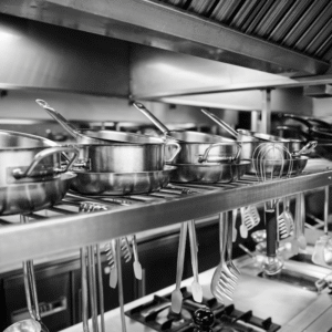 Thiết Kế Bếp Lẩu Hiệu Quả: Hơn Cả Việc Sắp Xếp Đồ Vật