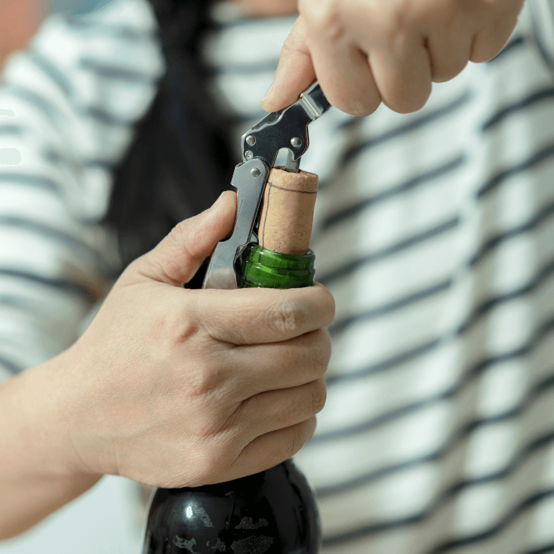 Dụng Cụ Mở Rượu Bia TPHCM: Khai Vị Hoàn Hảo Cho Mọi Bữa Tiệc Cùng Mekoong