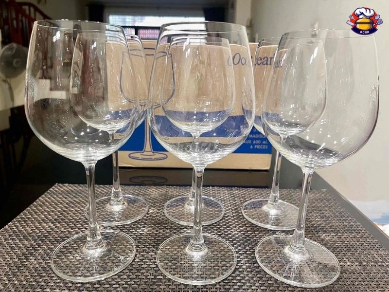 Các tiêu chí chọn ly rượu vang cho nhà hàng, khách sạn