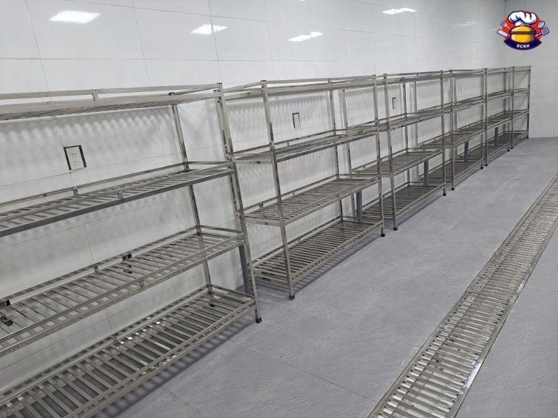 Top cửa hàng cung cấp kệ inox nhà hàng bền đẹp, giá tốt tại TPHCM